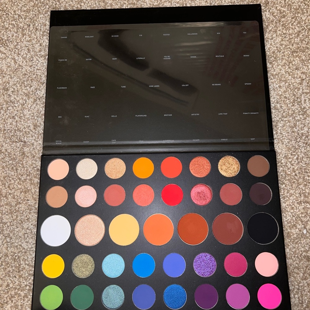 James Charles x Morphe makeup palette - Picture 3 of 3